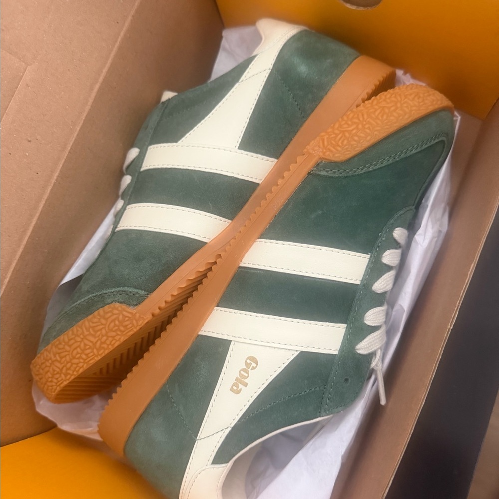 Brand new Gola Elan sneakers